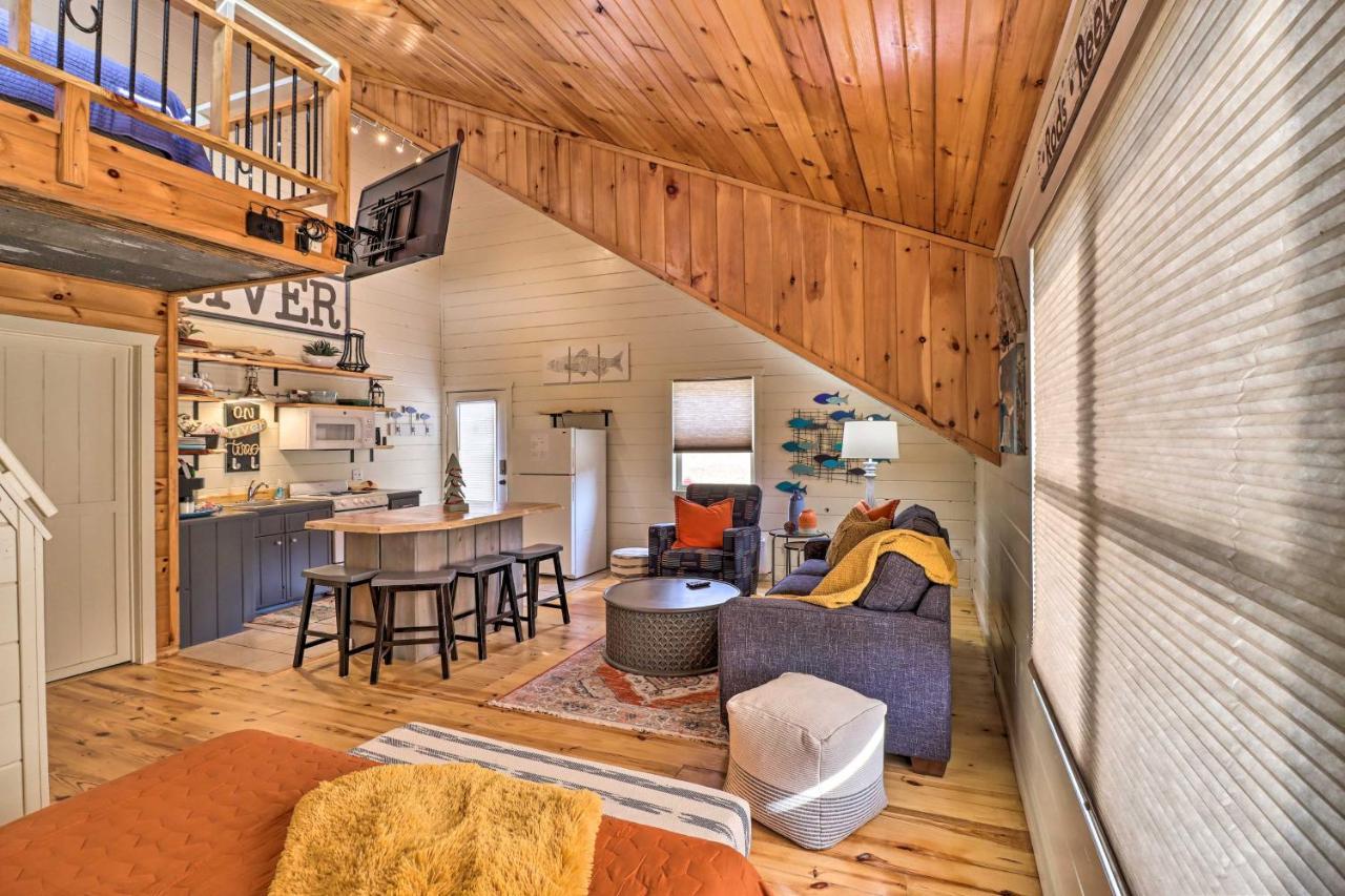 Pet-friendly With Loft And Mountain Views!